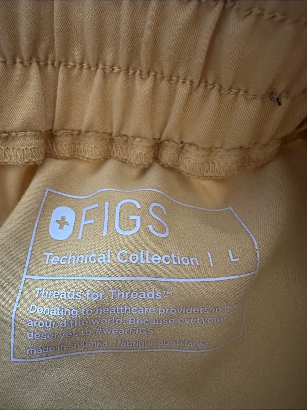 Figs Women’s Yellow Cargo Scrub Joggers with Drawstring Waist Size L - Picture 3 of 5